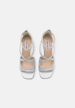 Steve Madden Reclaimed - Sandalen - Silver -Winkel voor modeartikelen 0ecad9b9a0634b8b8b3d791949e1a66a scaled