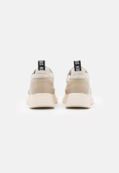 Steve Madden Pitty - Sneakers Laag - Beige/Multicolor -Winkel voor modeartikelen 1134f3e957b045eea8910ee316034c6c scaled