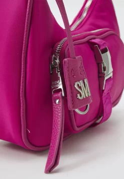 Steve Madden Blou Set - Schoudertas - Magenta -Winkel voor modeartikelen 28a90c0accb349a39e0a4a2cf34384ae scaled
