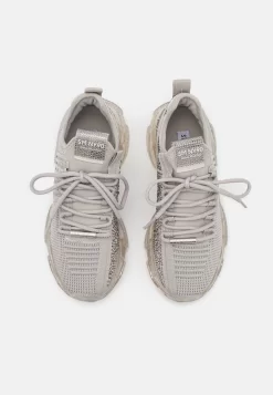 Steve Madden Maxilla - Sneakers Laag - Grey/Multicolor -Winkel voor modeartikelen 293404fda2e9452bba4bb935d3e63132 scaled