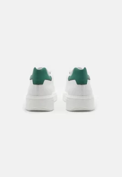 Steve Madden Fynner - Sneakers Laag - White/Emerald 8 Steve Madden Fynner - Sneakers Laag - White/Emerald -Winkel voor modeartikelen 339851b9ef004fdcb19b9cb60fc42a52 scaled