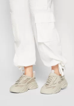 Steve Madden Possession - Sneakers Laag - Greige -Winkel voor modeartikelen 35dd56693eae457dab23cc1a7678e5c3 scaled