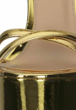 Steve Madden Sandalen Met Hoge Hak - Gold 12 Steve Madden Sandalen Met Hoge Hak - Gold -Winkel voor modeartikelen 394dd672f1cc4fba81f032cfe19cb8b3