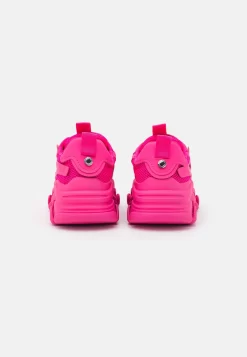 Steve Madden Possession - Sneakers Laag - Bright Fuchsia -Winkel voor modeartikelen 3bd0295371ff4a9582b12714052b68a6 scaled