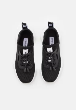 Steve Madden Match - Sneakers Laag - Black -Winkel voor modeartikelen 3cb2e4073b154ebe80752cb5a299d845 scaled