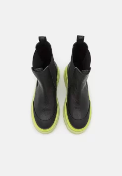 Steve Madden Myrtha - Enkellaarsjes Met Plateauzool - Black/Lime -Winkel voor modeartikelen 477b9062a5db452fb52369d3317abab8 scaled