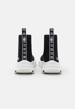 Steve Madden Master - Sneakers Hoog - Black -Winkel voor modeartikelen 51940883949943e890ed4c10b5662c86 scaled