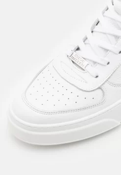 Steve Madden Sneakers Hoog - White -Winkel voor modeartikelen 6b4dcbe46ccc48beacc1e06a684299c0 scaled