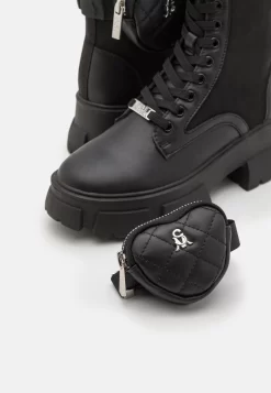 Steve Madden Tanker - Enkellaarsjes Met Plateauzool - Black 11 Steve Madden Tanker - Enkellaarsjes Met Plateauzool - Black -Winkel voor modeartikelen 6dfb004af88c479f8b2312a79b225b59 scaled