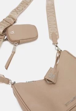 Steve Madden Bvital S - Schoudertas - Tan -Winkel voor modeartikelen 7af0f78b450e4e8aa584c5903b0a54df scaled