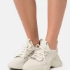 Steve Madden Mac-E - Sneakers Laag - Bone