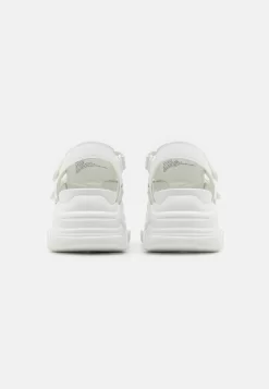 Steve Madden Playfied - Sandalen Met Plateauzool - White -Winkel voor modeartikelen 984627eab05840abaa7be6db1af1bce9 scaled