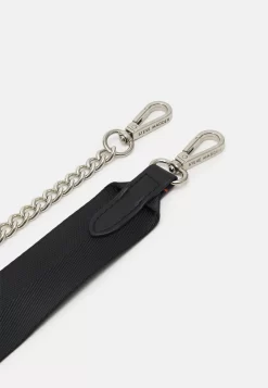 Steve Madden Bvital Crossbody - Schoudertas - Black -Winkel voor modeartikelen 9864ec7a0fde41faa290522f118b31fe scaled