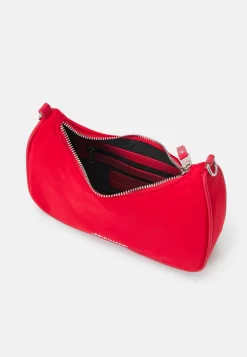 Steve Madden Bvital-T - Schoudertas - Red -Winkel voor modeartikelen 9a4ed89bf44244ef925a37a916657228 scaled