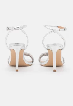 Steve Madden Entice - Sandalen Met Hoge Hak - Silver 9 Steve Madden Entice - Sandalen Met Hoge Hak - Silver -Winkel voor modeartikelen 9aa4f48a48684e018d500d4c08d3f5cd scaled