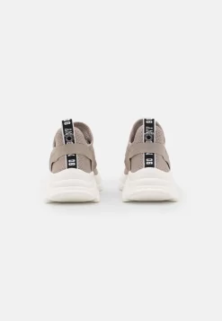 Steve Madden Match-E - Sneakers Laag - Taupe -Winkel voor modeartikelen aef15f1c15ef4a86998decaed93f7cf1 scaled