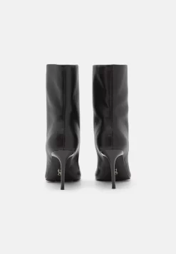 Steve Madden Lyricals - Korte Laarzen - Black -Winkel voor modeartikelen be489d097f674c389b2433a752d4425b scaled