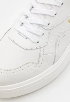 Steve Madden Flo - Sneakers Laag - White -Winkel voor modeartikelen c4bddb6b9ca74676b44e45e6801ae568 scaled