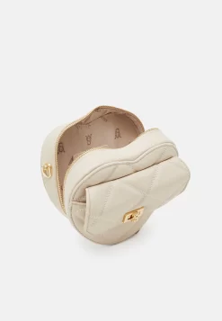 Steve Madden Heart - Schoudertas - Bone -Winkel voor modeartikelen daa3736a2d6e4e1f948d5d8cac857c1d scaled