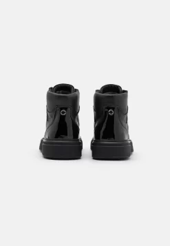 Steve Madden Sneakers Hoog - Black -Winkel voor modeartikelen e545dda97dde4f049ba93a7f8225db98 scaled