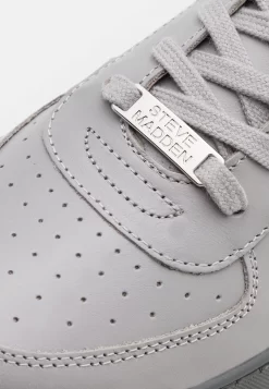 Steve Madden Brent - Sneakers Laag - Light Grey -Winkel voor modeartikelen e72b2b06ee4b4d08ad7df02f891a0e76 scaled