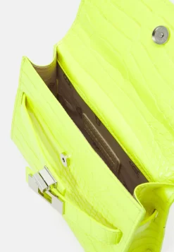 Steve Madden Julieta - Handtas - Yellow -Winkel voor modeartikelen eac8280c1b59487095e528e78e23a5f5 scaled