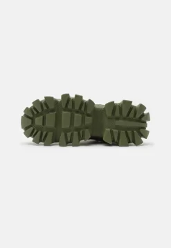 Steve Madden Prize - Sneakers Laag - Olive 10 Steve Madden Prize - Sneakers Laag - Olive -Winkel voor modeartikelen f05c59c223224af1843d158df268ccca scaled