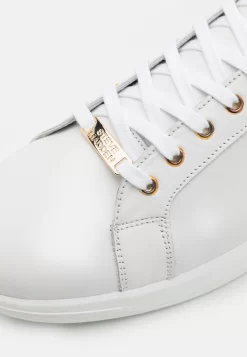 Steve Madden Alex - Sneakers Laag - White/Gold -Winkel voor modeartikelen f0be17fcebcd45048d05847684ede7a5 scaled