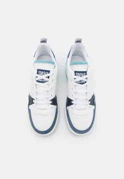 Steve Madden Kean - Sneakers Laag - White/Light Blue -Winkel voor modeartikelen fe23041623904ee5a6116064afaf1132 scaled